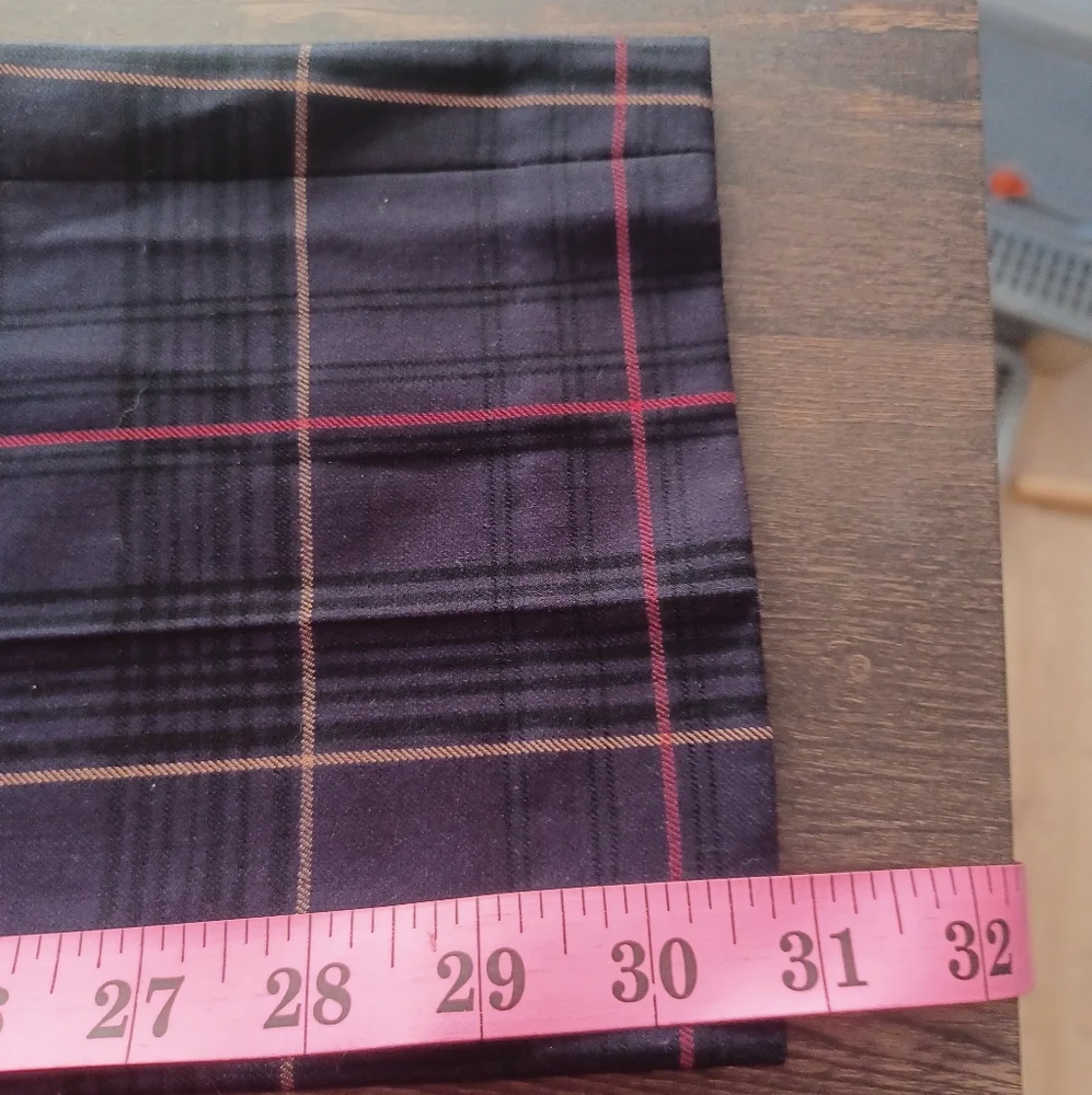 Tommy Hilfiger Plaid Slacks - Navy and Red - Picture 5 of 6